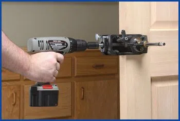 Evendale OH Locksmiths Store Evendale, OH 513-426-7402 - 7-lock-installation